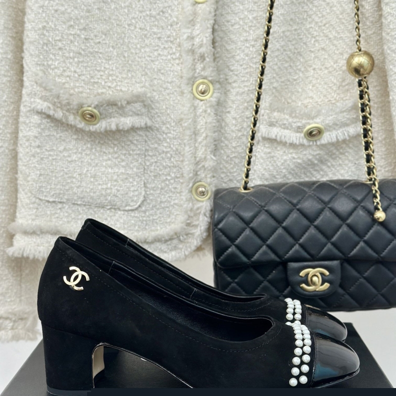 Ch*el high heels